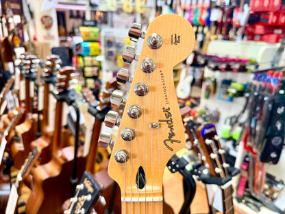 ✨2019✨ Fender Player Stratocaster HSS~ Buttercream Maple Neck~ Mexican Strat!