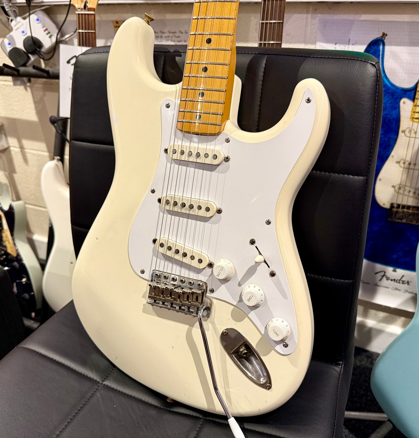 🌟 1983 JAPANESE VINTAGE 🌟Fender Squier JV Stratocaster~ 57 Spec~ Vintage White