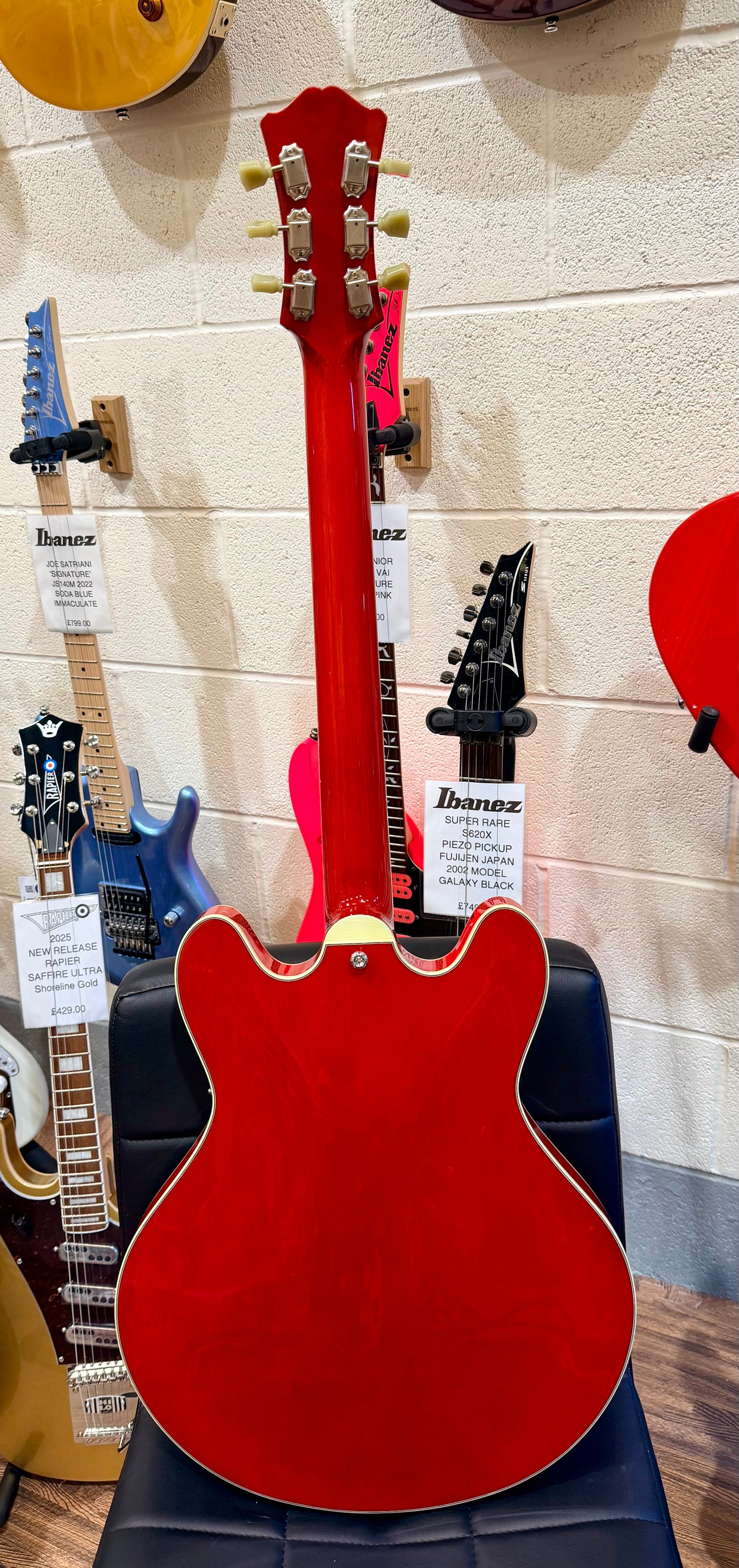 🍒MINT 2022 🍒 Eastman T386-RD Thinline Semi-Hollow ‘335’ Antique Red + Case!