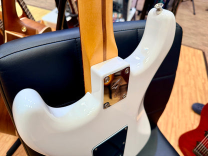 ⚡️2024⚡️ Fender Player II Stratocaster~ Polar White Electric Guitar~ Rosewood RW