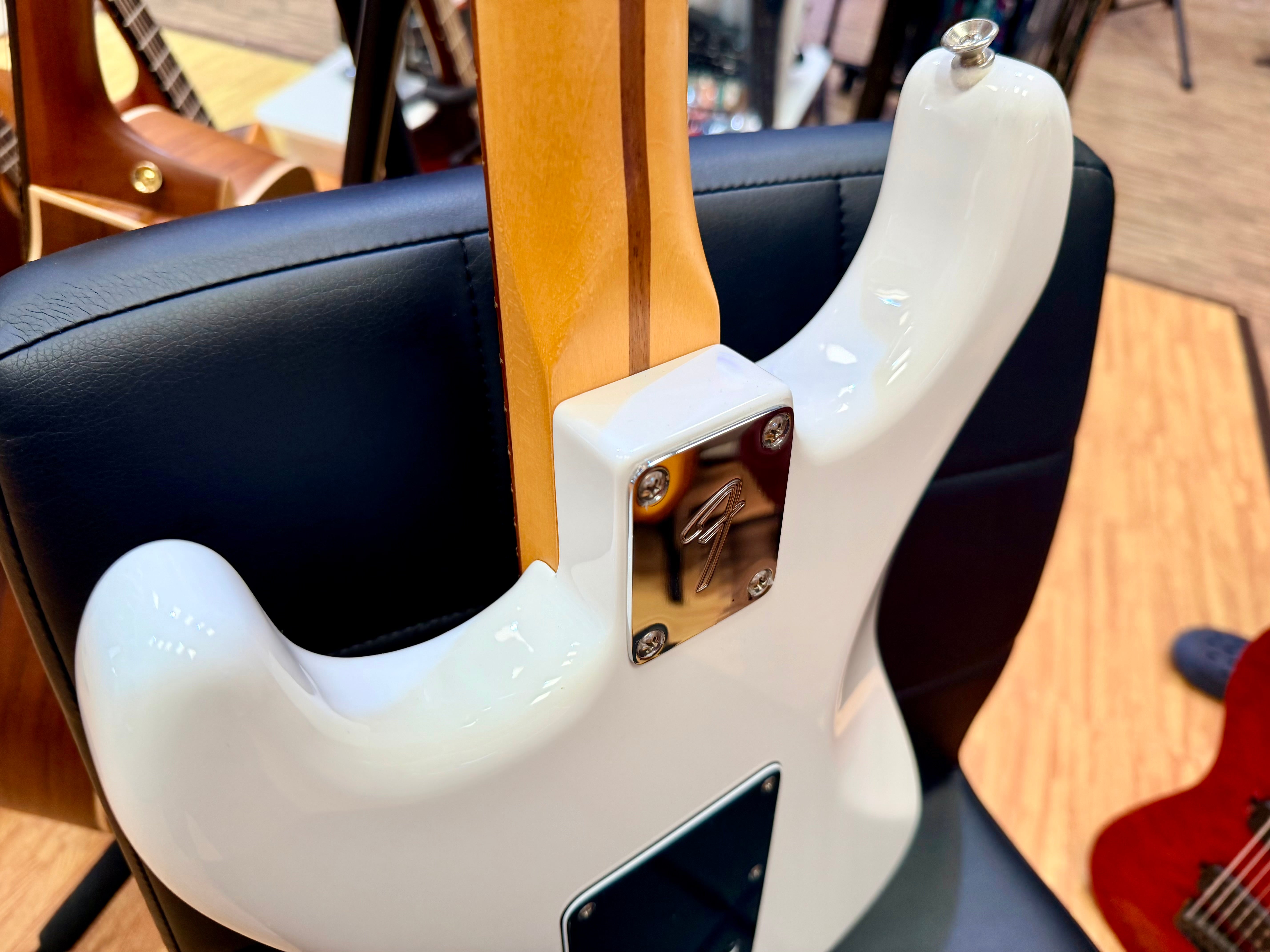 ⚡️2024⚡️ Fender Player II Stratocaster~ Polar White Electric Guitar~ Rosewood RW