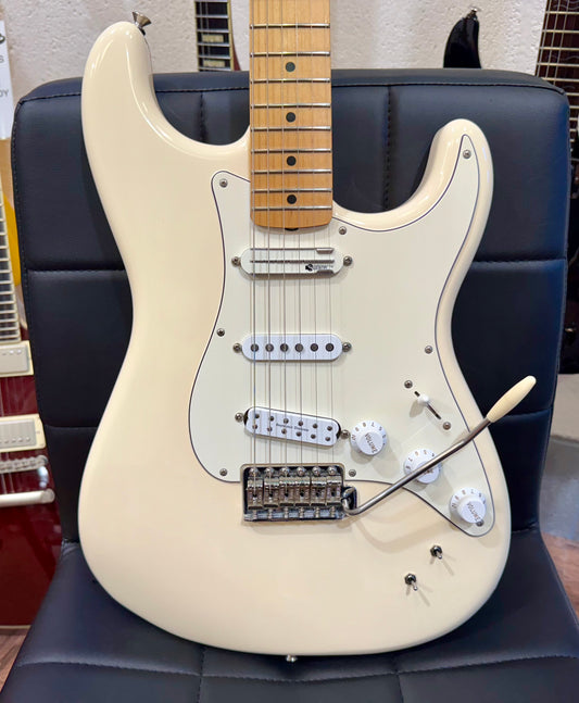 🔥2020🔥 Fender Ed O’Brien Sustainer Stratocaster~ Artist Series Signature~White