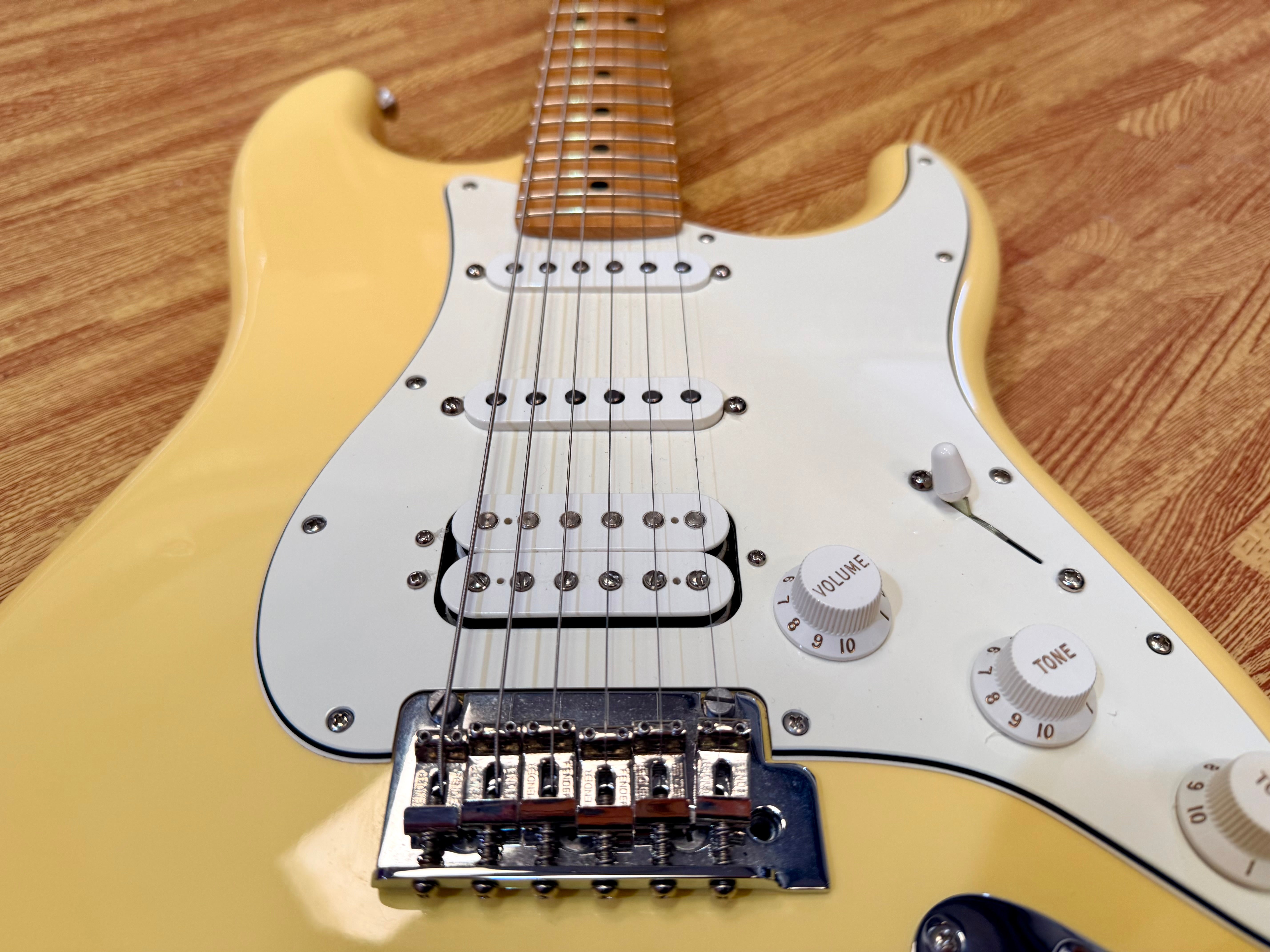 ✨2019✨ Fender Player Stratocaster HSS~ Buttercream Maple Neck~ Mexican Strat!