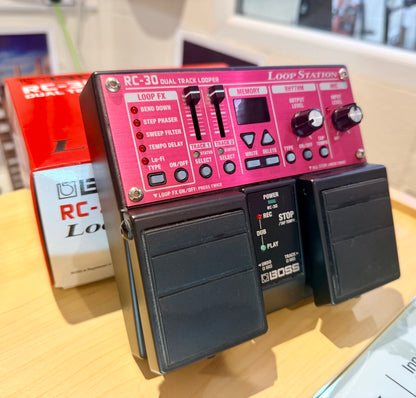 🎸 Boss RC-30 Loop Station Guitar Looper Pedal Unit~ Boxed 🎸