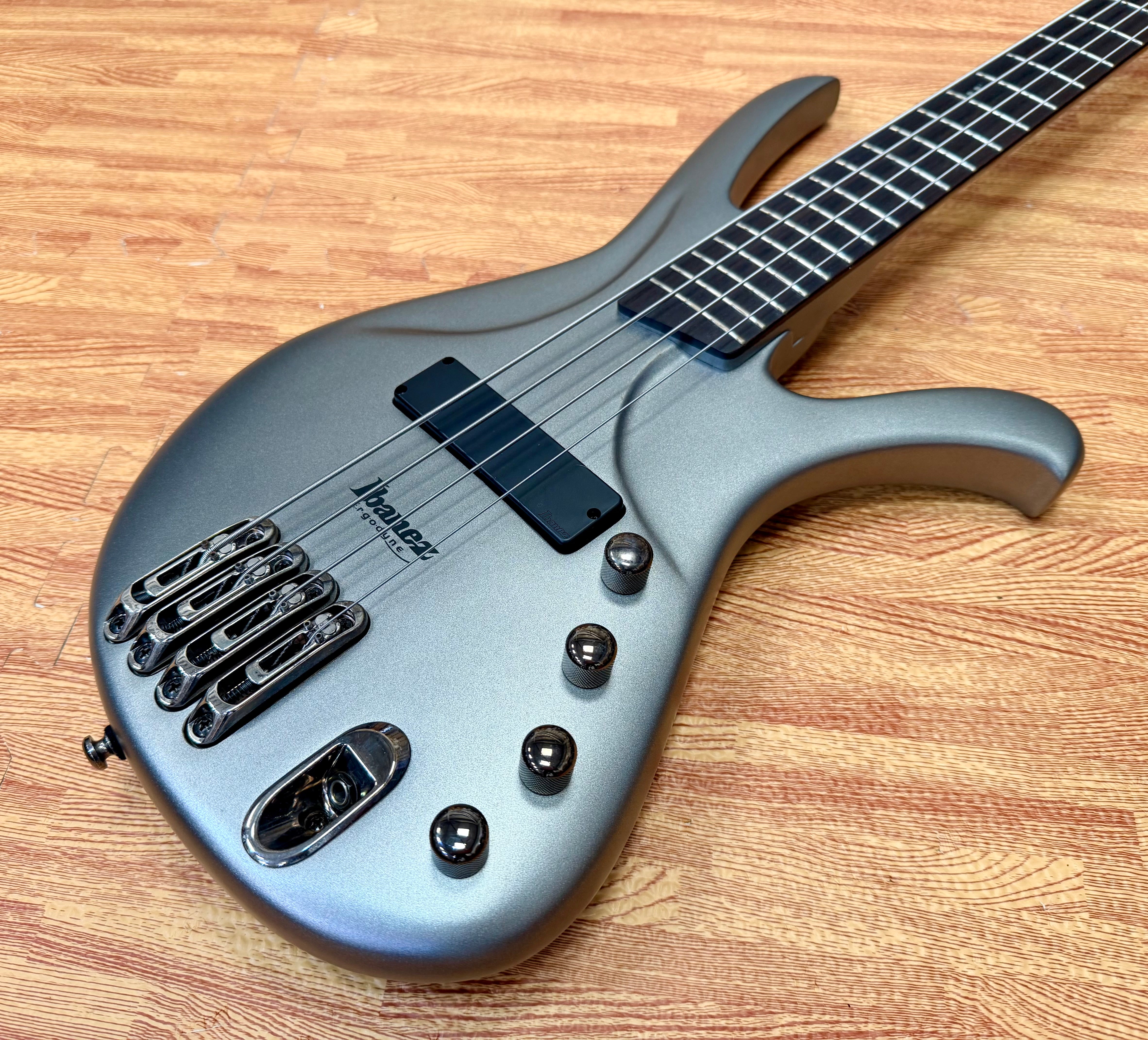 🔥RARE🔥 2001 Ibanez Ergodyne EDA900 Bass~ Korea~ Silver Flat Luthite~ Piezo!
