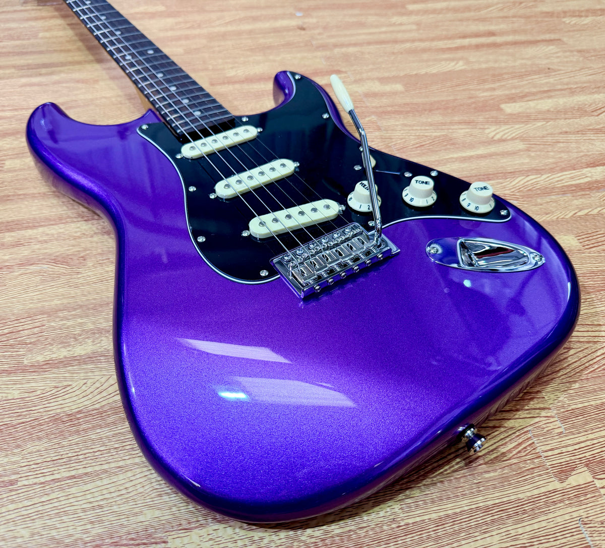 Jet Guitars JS-300~ Metallic Plum~ Rosewood Fingerboard~ Roasted Maple Neck