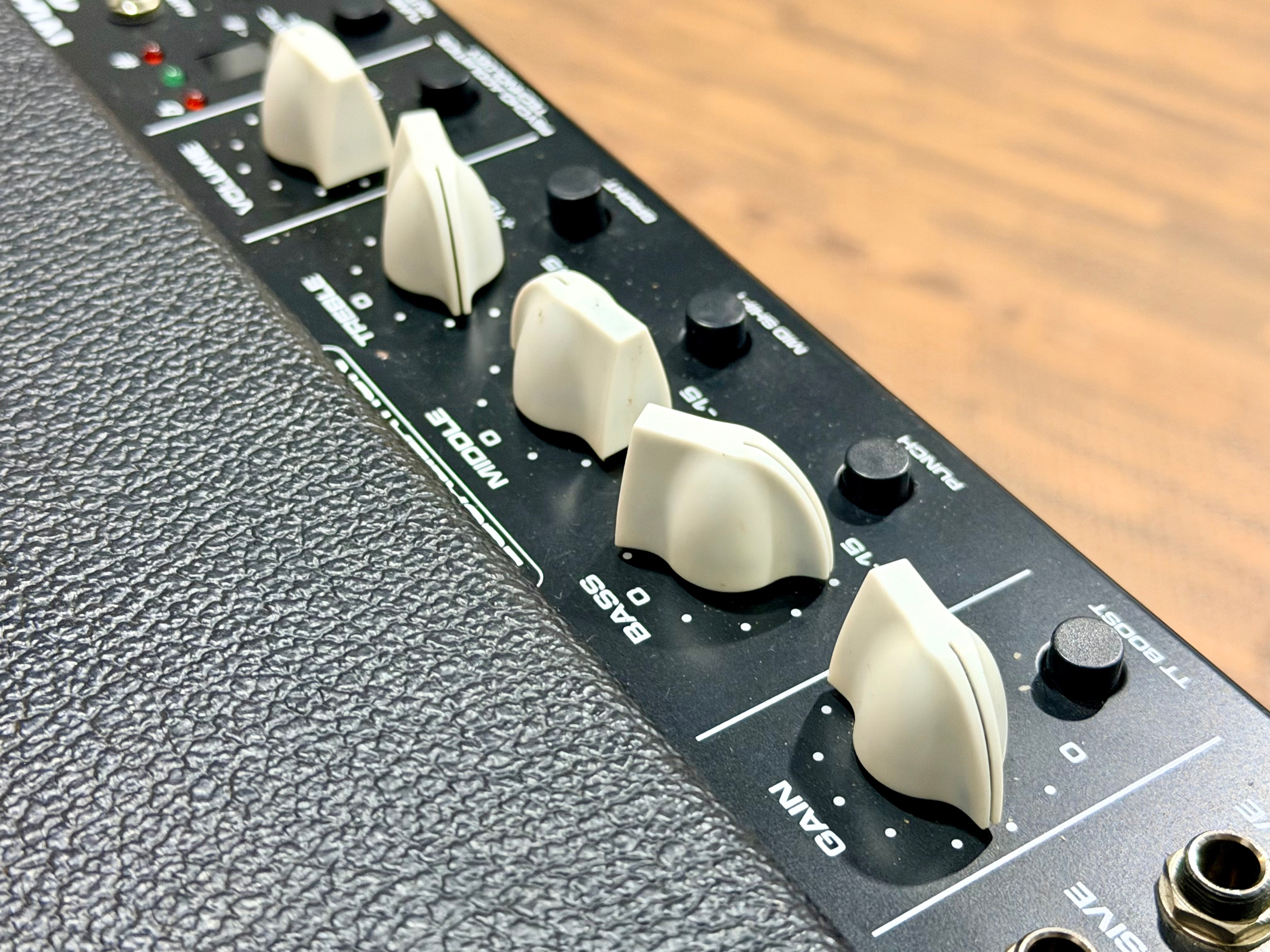 🔥BASS AMP🔥Peavey Max 115 Electric Bass Guitar Combo Amp~ 300w~ 15” Speaker!