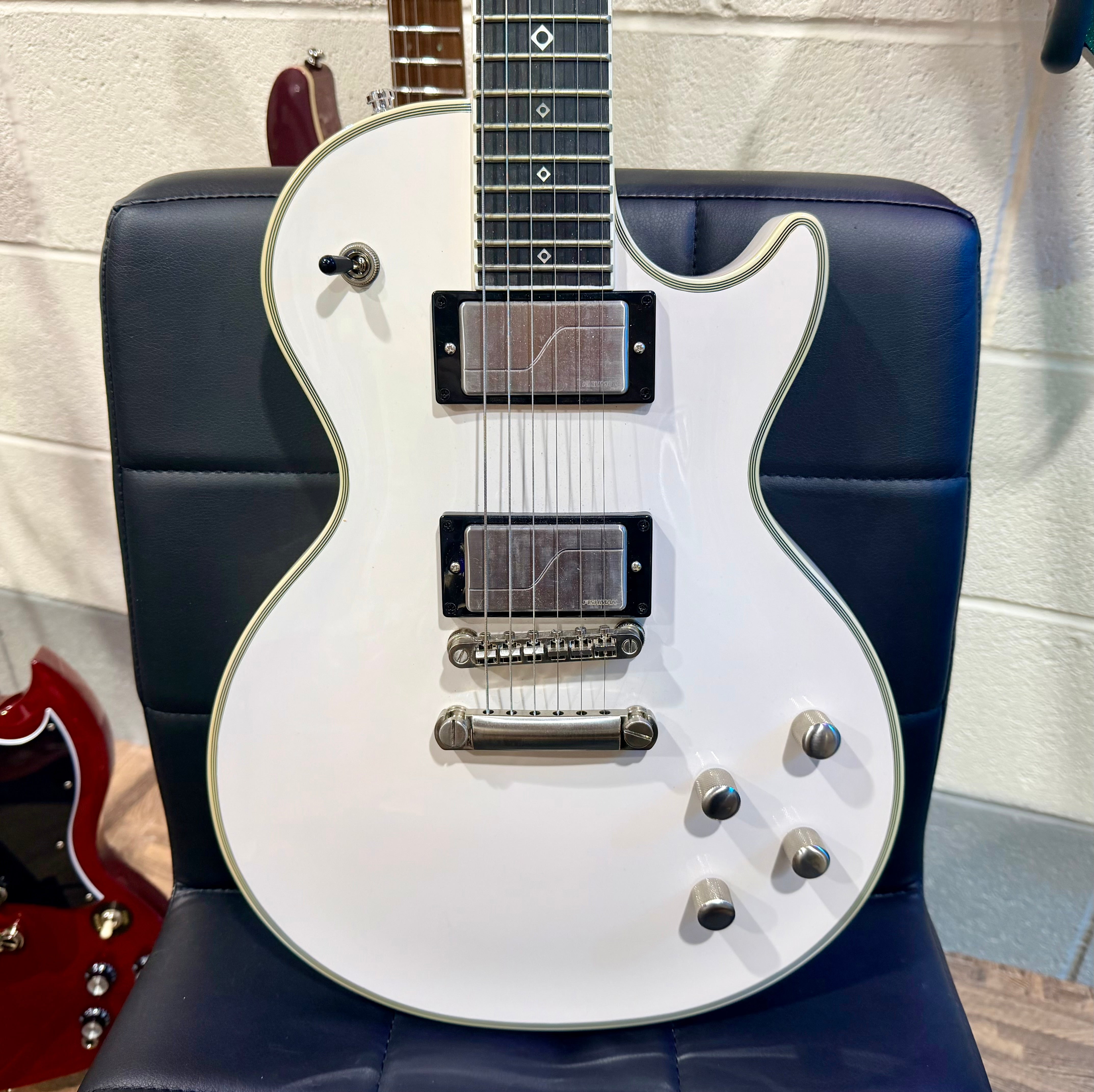 🔥MINT🔥 Epiphone Jerry Cantrell Les Paul Custom Prophecy~ Bone White~ Hard Case