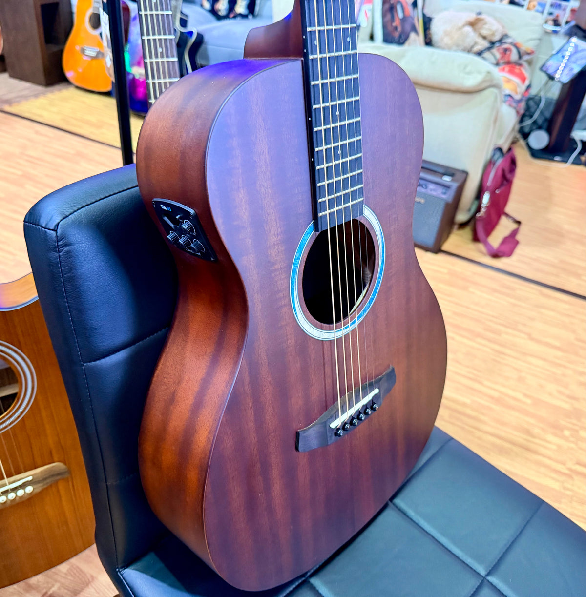 Tanglewood TE8EBL Elemental Parlour Electro Acoustic~ Natural Satin~ Solid Top