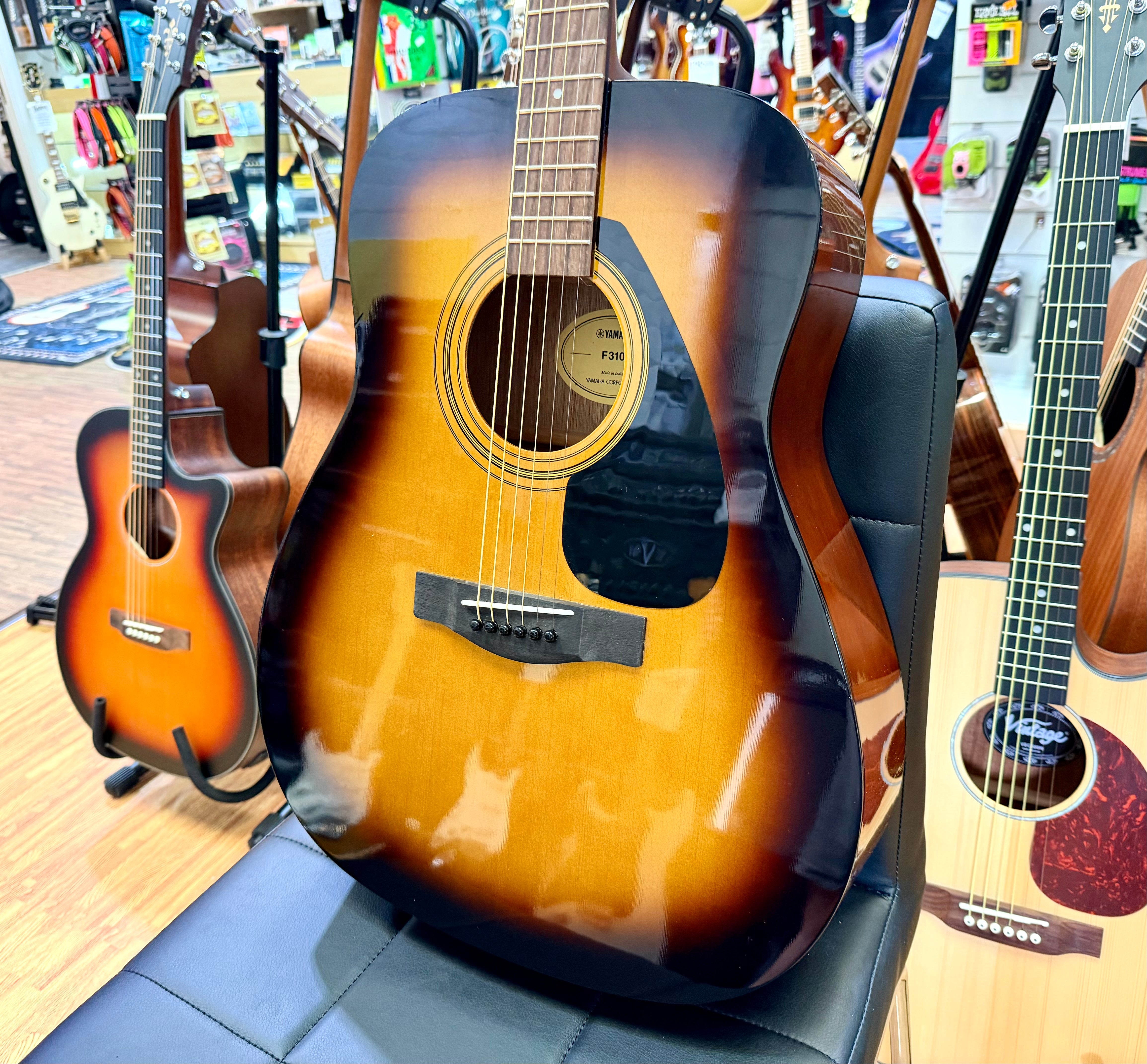 ☀️ Yamaha F310 Acoustic Guitar~ Tobacco Sunburst~ Dreadnought~ Pre-Owned ☀️
