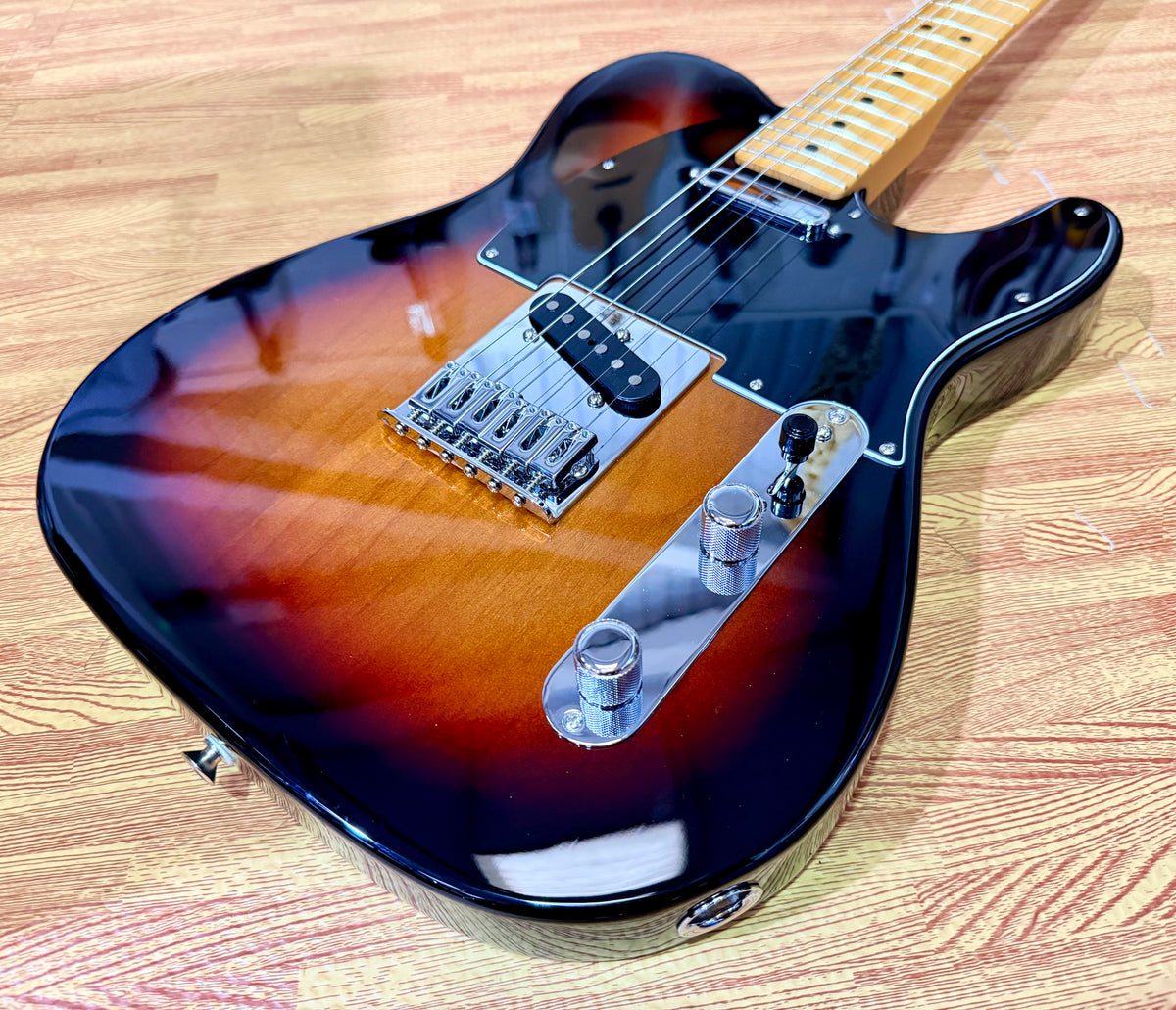 2026 Fender Player II Mexican Telecaster 3-Colour Sunburst Maple Neck~ Ex Demo!