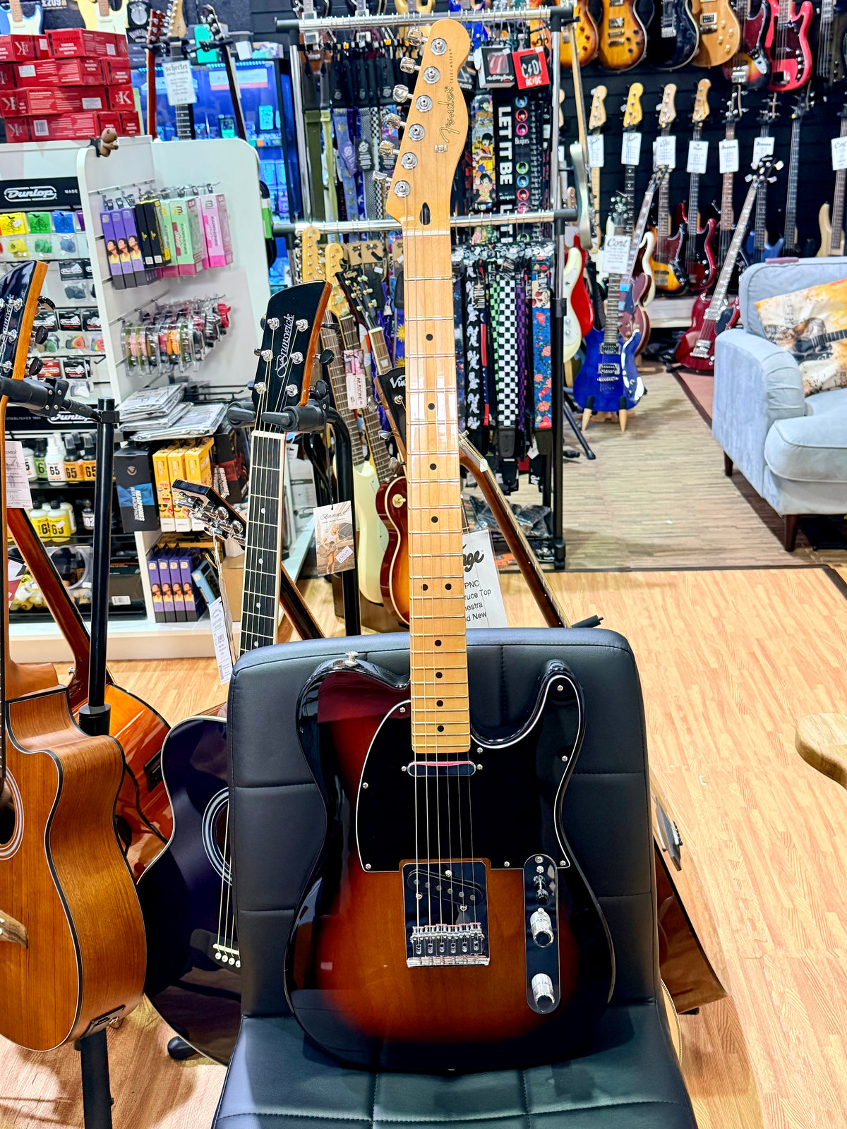 2026 Fender Player II Mexican Telecaster 3-Colour Sunburst Maple Neck~ Ex Demo!