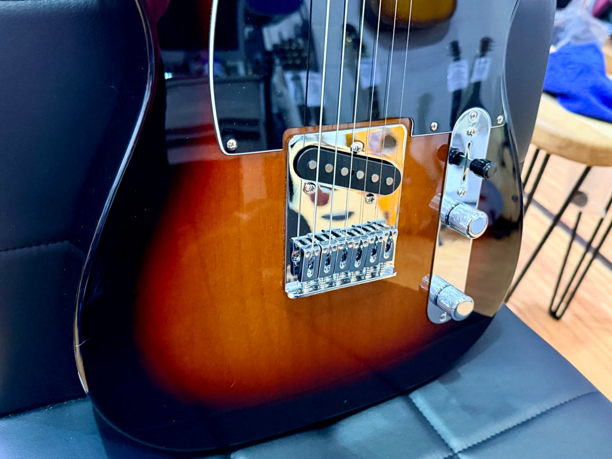 2026 Fender Player II Mexican Telecaster 3-Colour Sunburst Maple Neck~ Ex Demo!