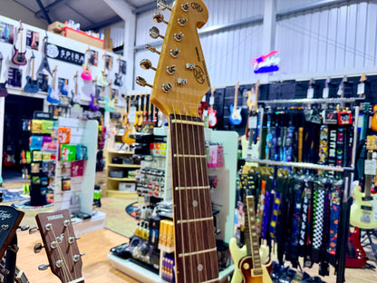 SX SST62+ 3-Tone Sunburst ST Electric Guitar~ Gig Bag~ Stratocaster Style NEW