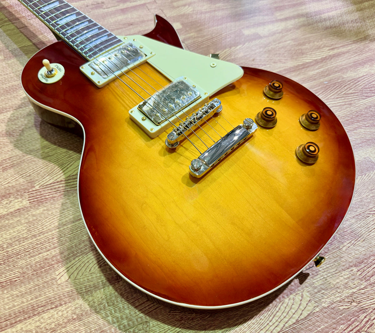 Vintage V100 ReIssued Tobacco Sunburst Electric Guitar ~ Gold Hardware~ B Stock